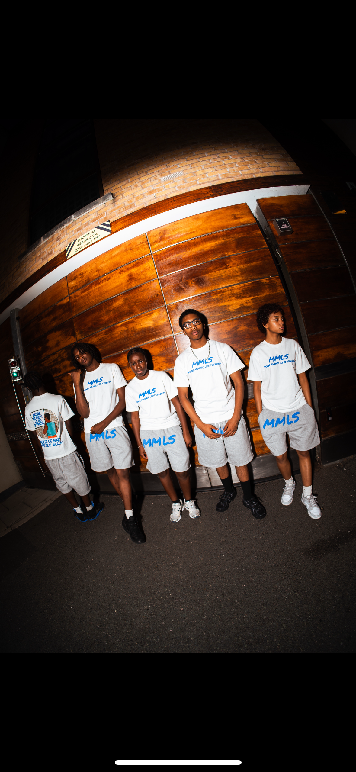 bankroll blue “paid in peace short set .